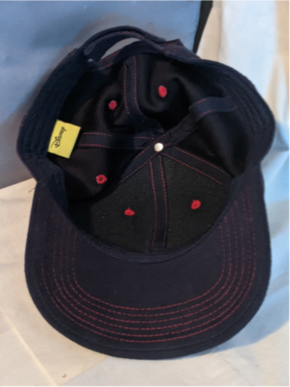 NEW Disney Womens Minnie Mouse Fan Baseball Hat, dark blue with red stitching - Picture 5 of 5